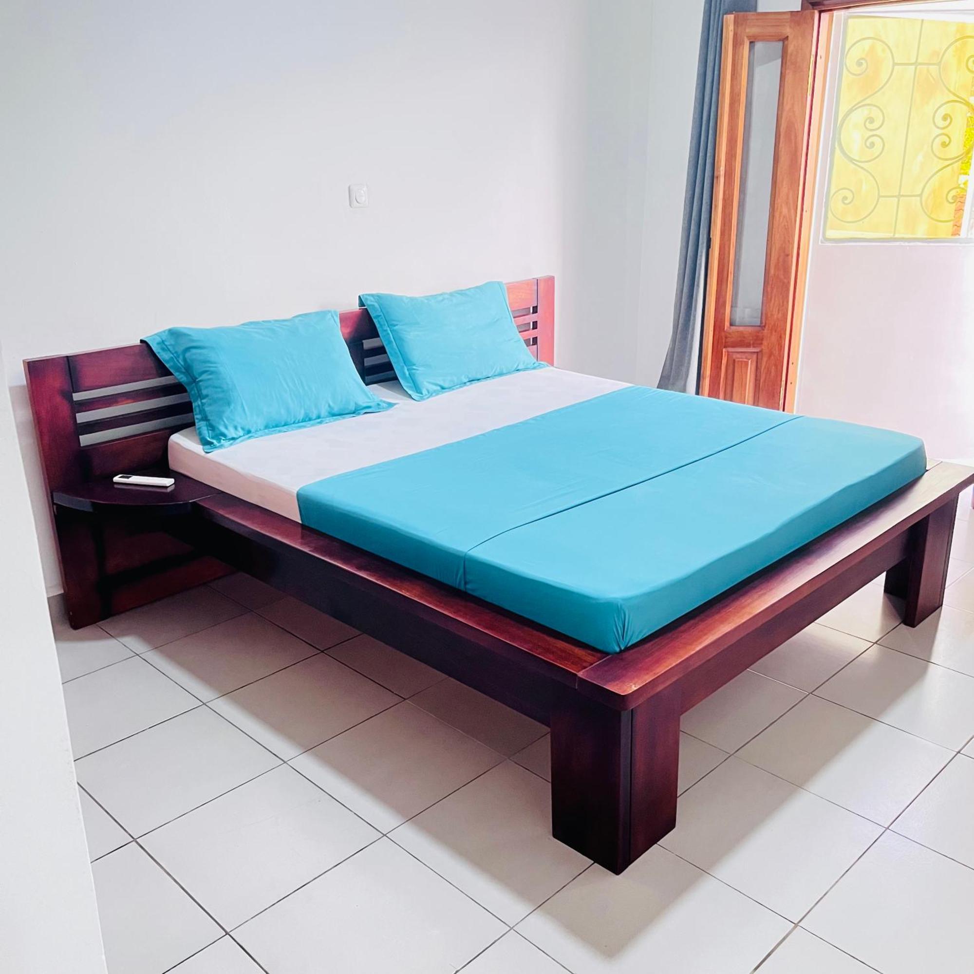 Appartements Modernes, Wifi, Tv - Yaounde, Omnisports Экстерьер фото