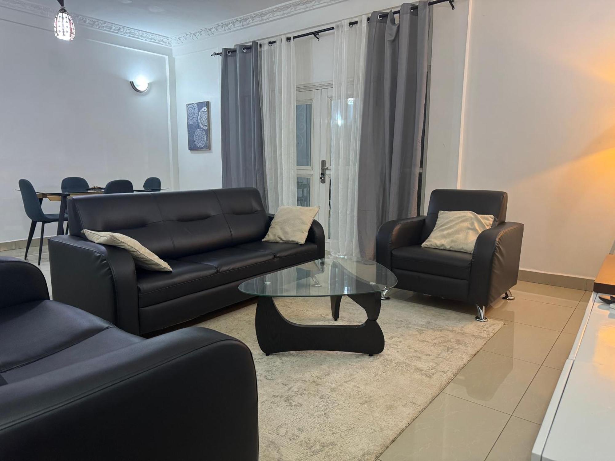 Appartements Modernes, Wifi, Tv - Yaounde, Omnisports Экстерьер фото