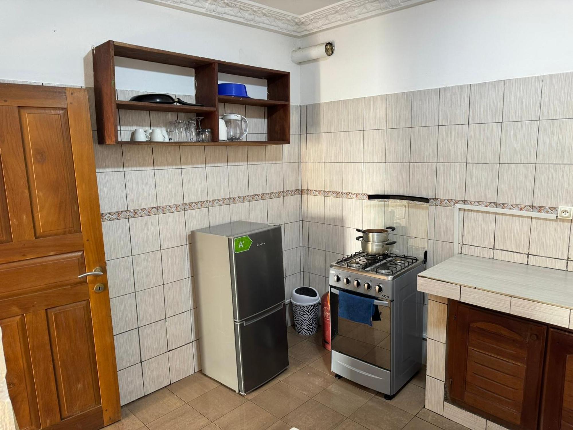 Appartements Modernes, Wifi, Tv - Yaounde, Omnisports Экстерьер фото