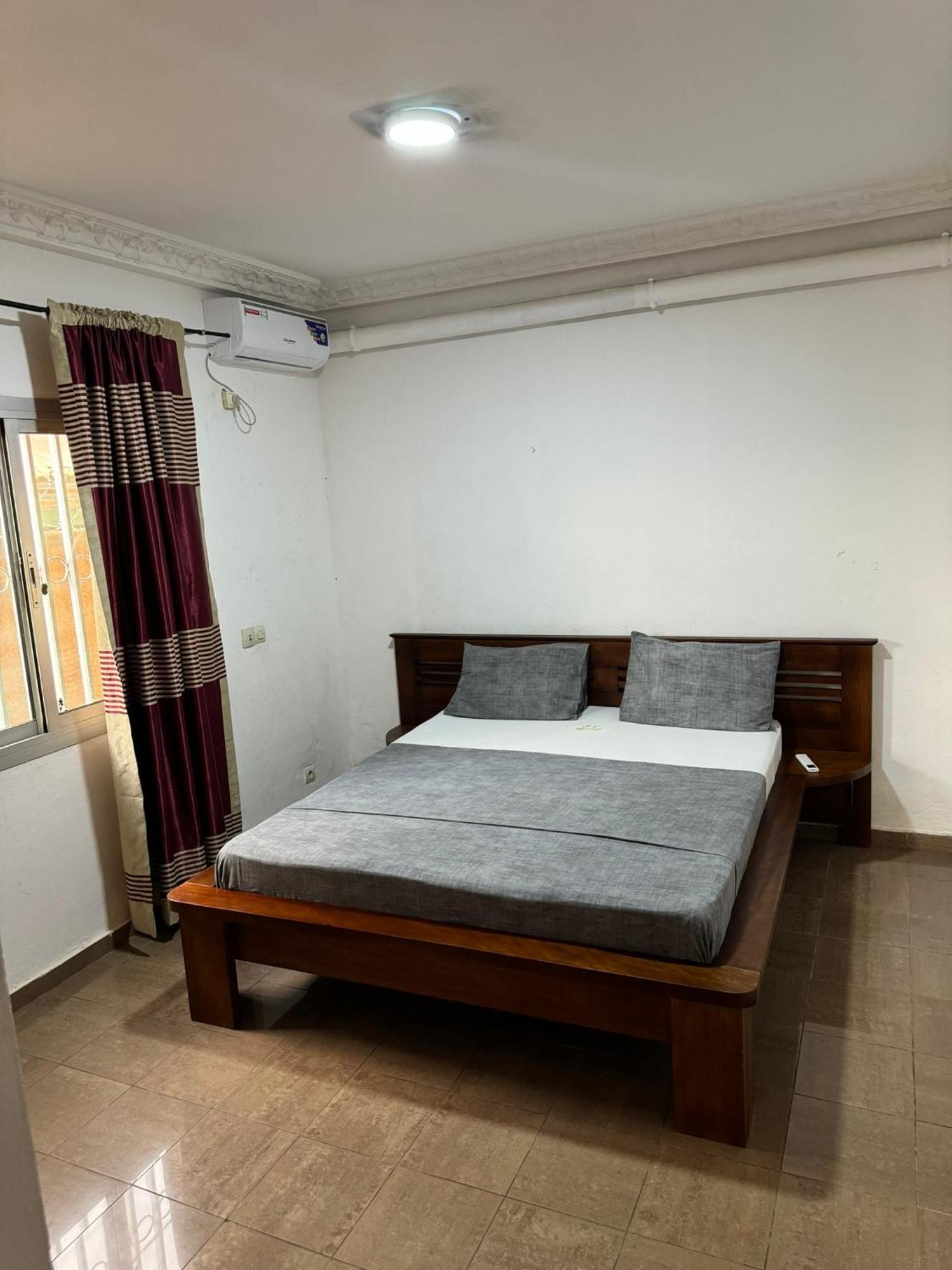 Appartements Modernes, Wifi, Tv - Yaounde, Omnisports Экстерьер фото