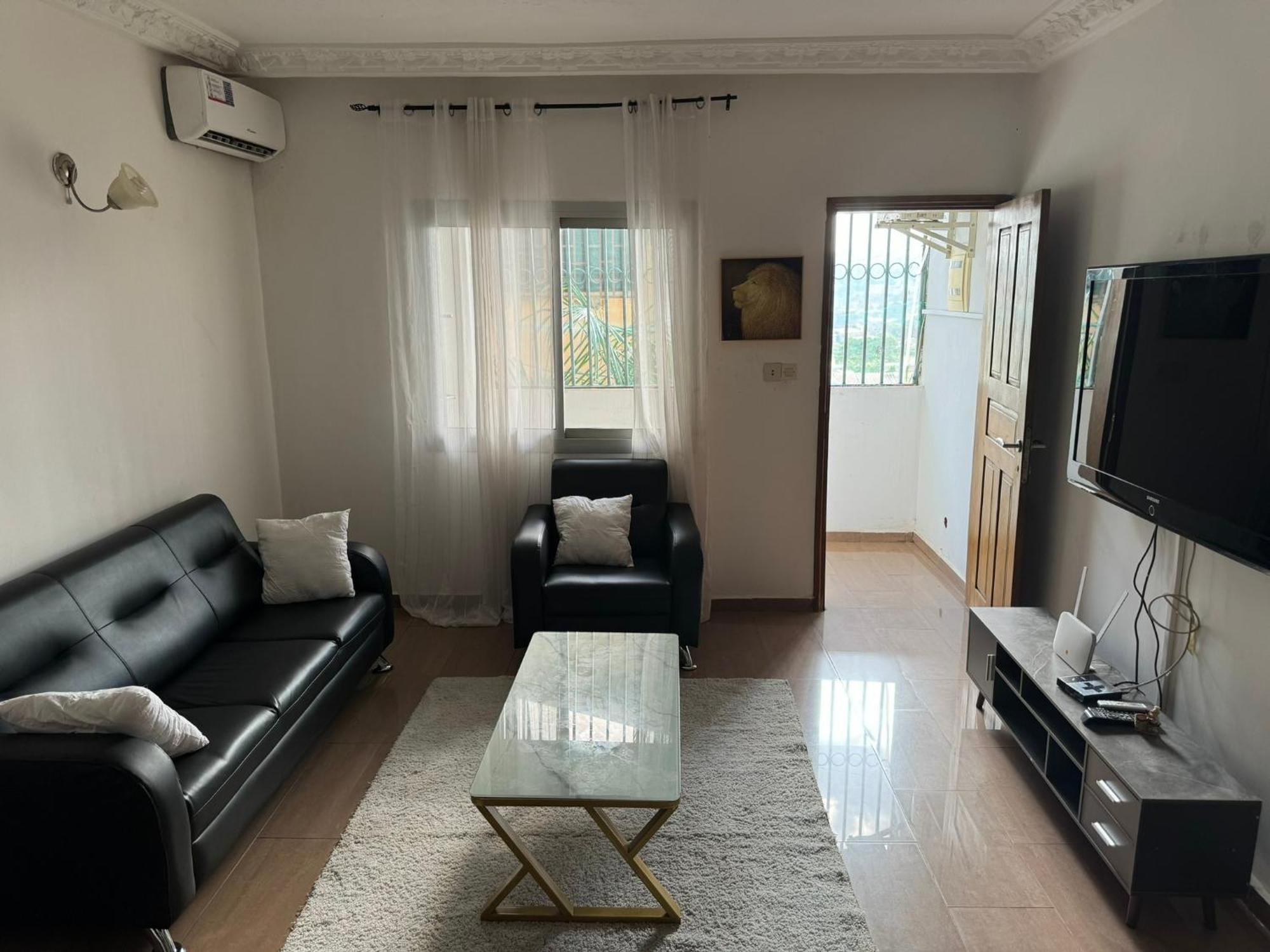 Appartements Modernes, Wifi, Tv - Yaounde, Omnisports Экстерьер фото